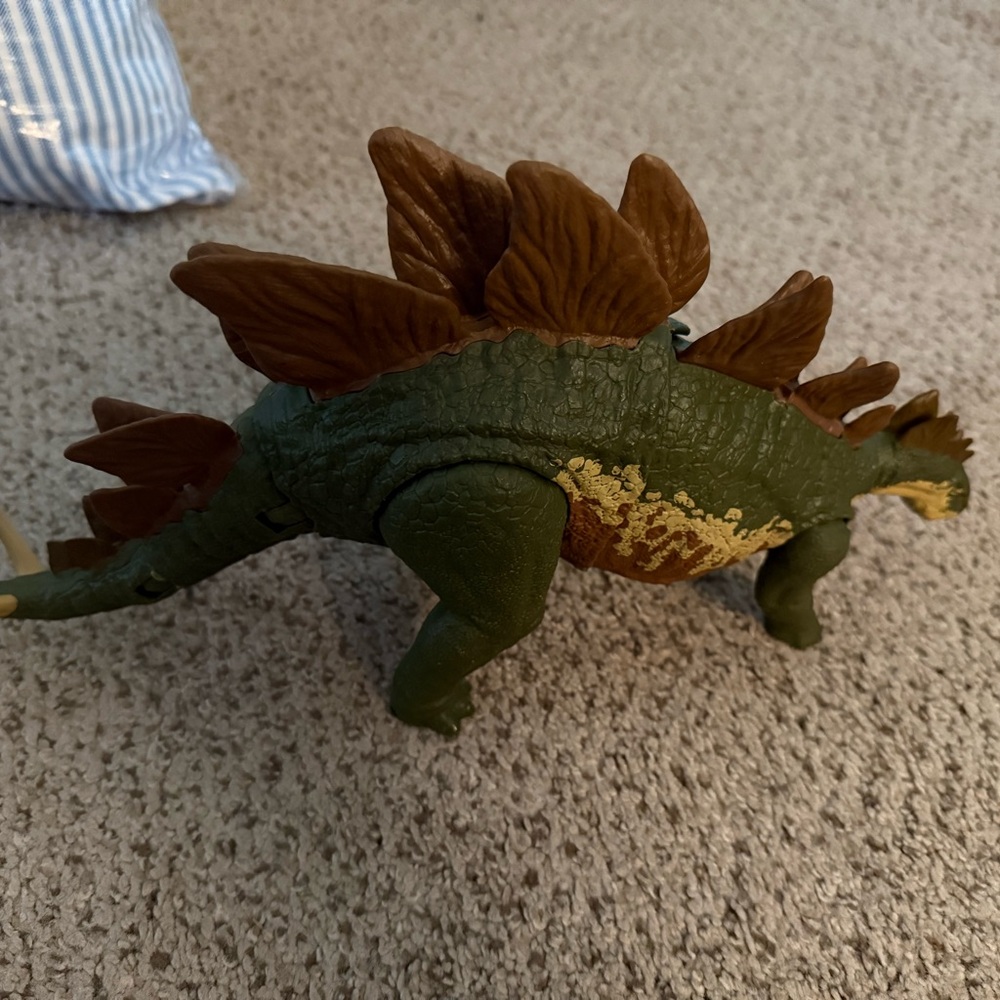 Jurassic Park Stegosaurus Dinosaur Toy
